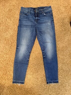 Lucky Brand Women’s Ava Crop Ankle Skinny Jeans in Medium Blue Wash